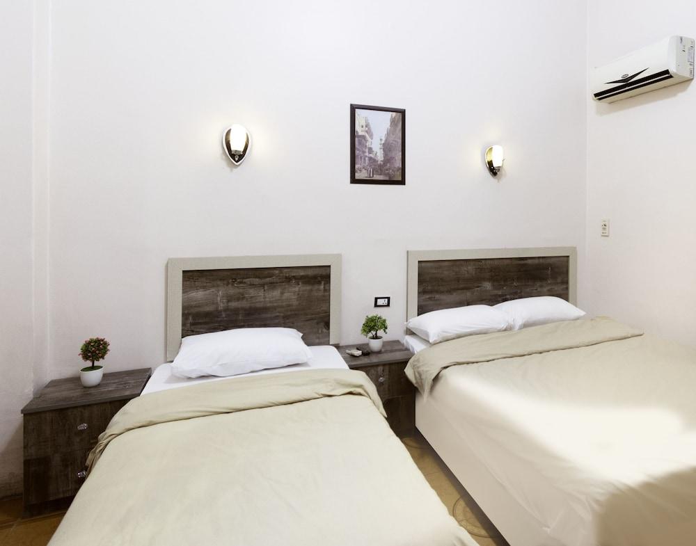 The Australian Hostel Cairo Ngoại thất bức ảnh