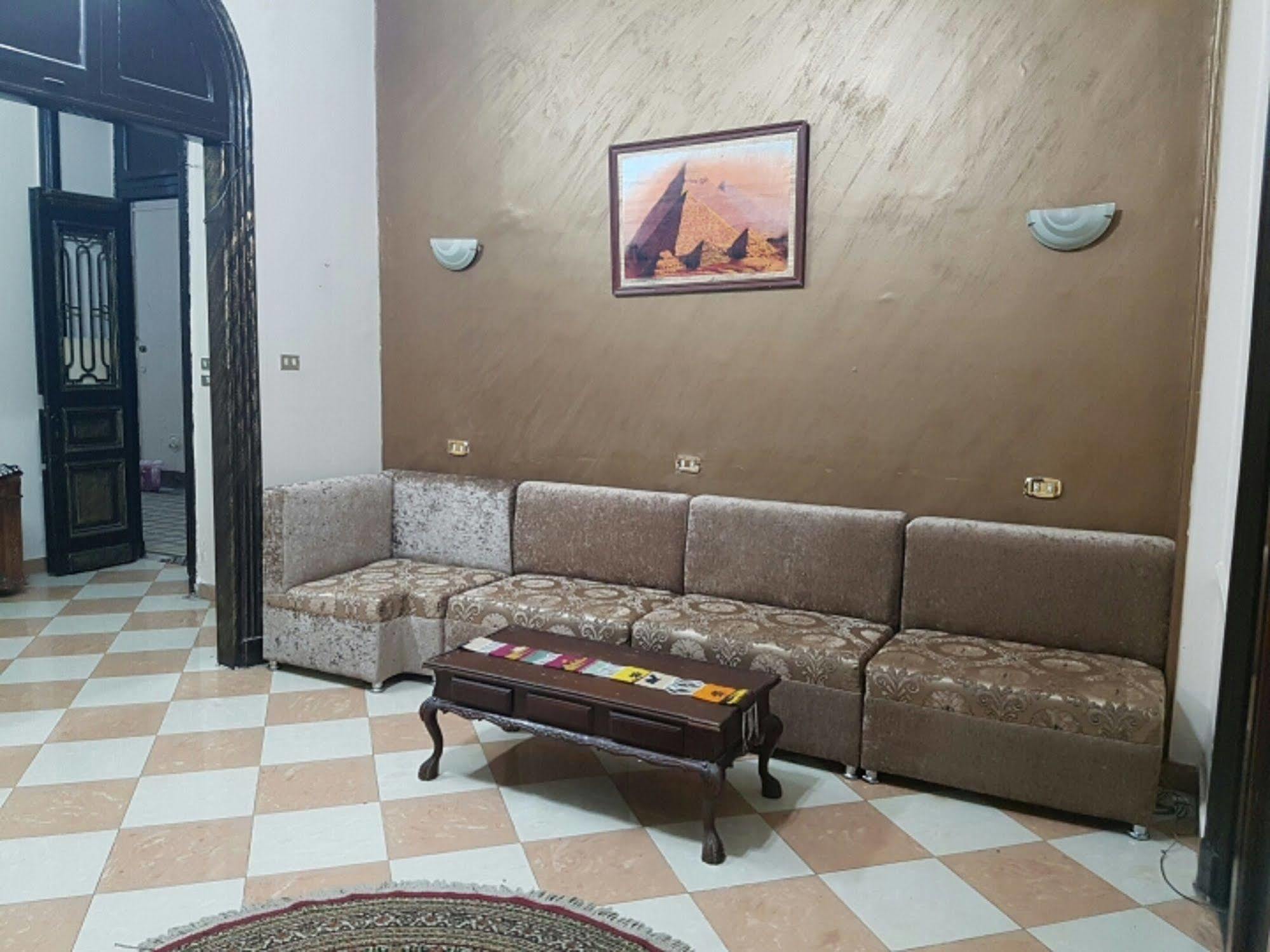 The Australian Hostel Cairo Ngoại thất bức ảnh