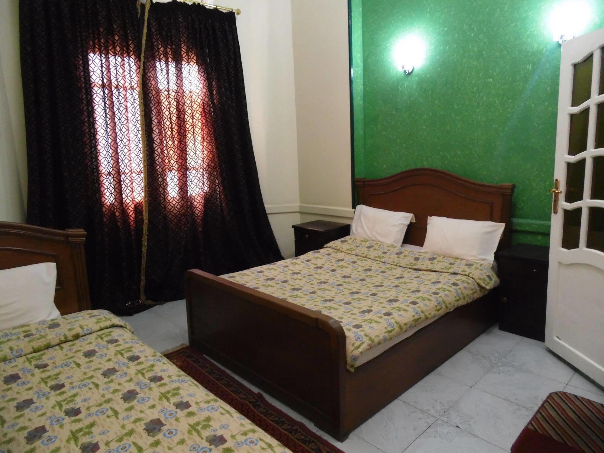The Australian Hostel Cairo Ngoại thất bức ảnh