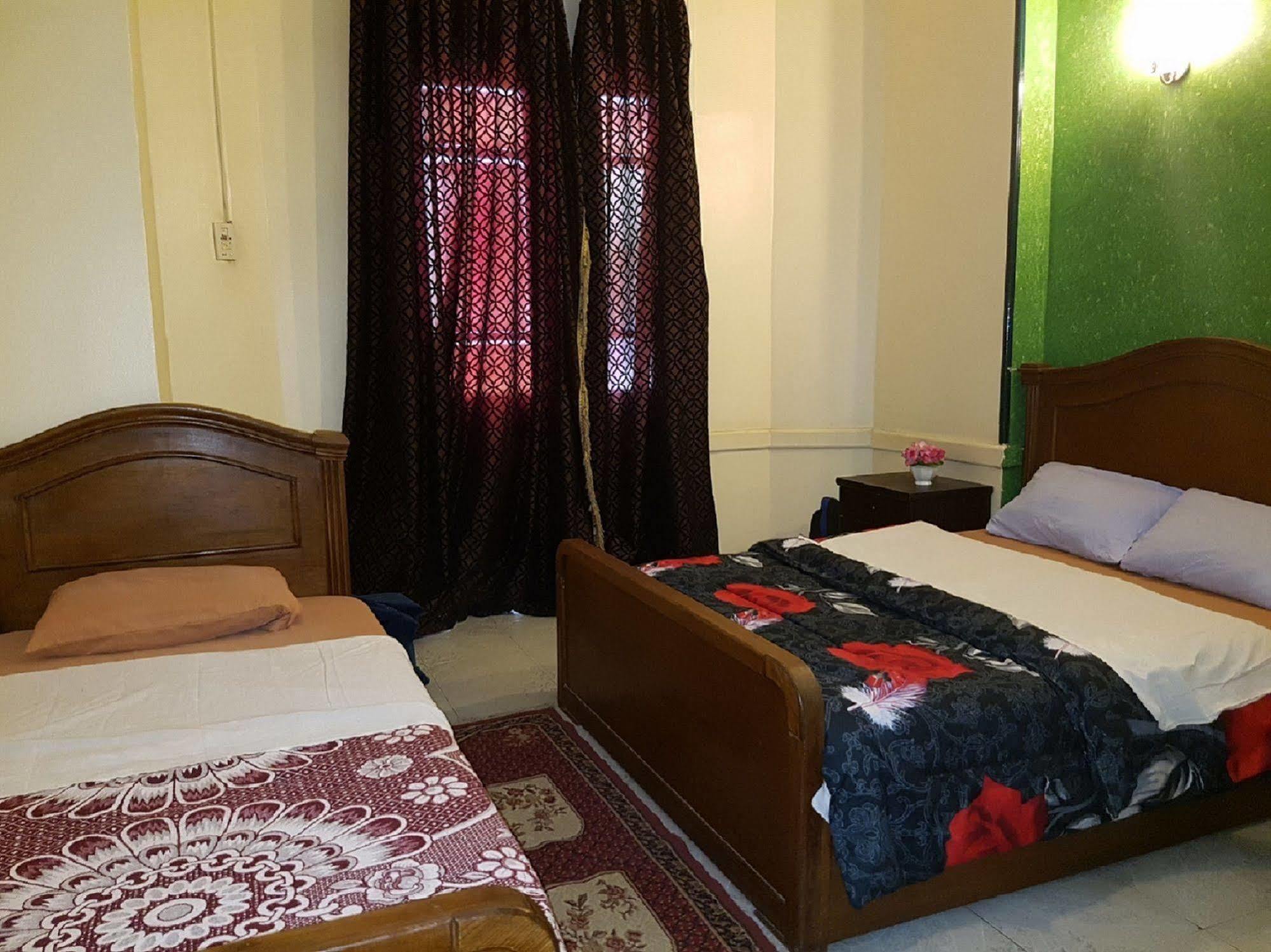 The Australian Hostel Cairo Ngoại thất bức ảnh